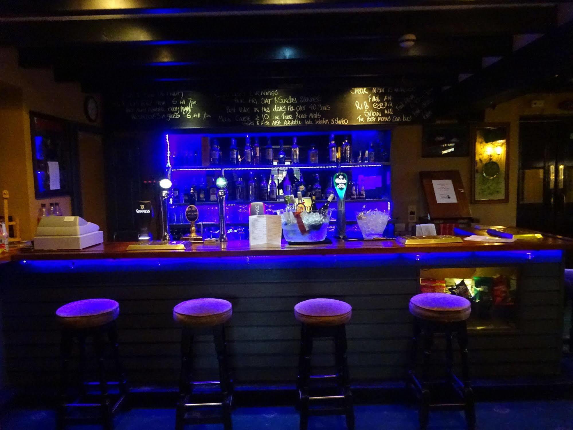 Chequers Inn هاروغايت المظهر الخارجي الصورة